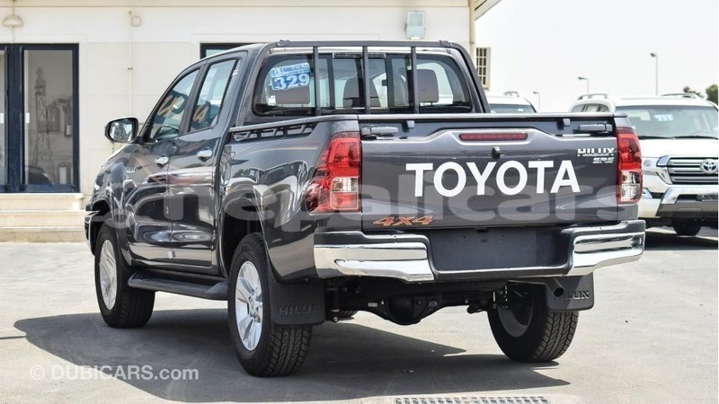 Big with watermark toyota hilux bagmati import dubai 1985