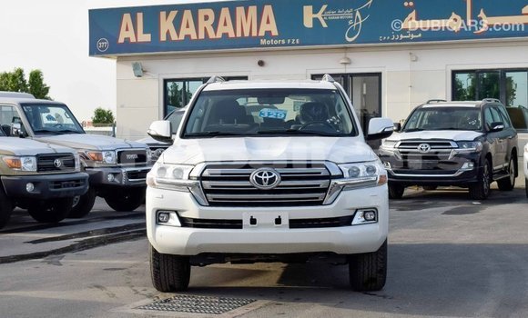 Buy Import Toyota Land Cruiser White Car in Import - Dubai in Bagmati Buy Import Toyota Land Cruiser White Car in Import - Dubai in Bagmati
