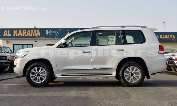Buy Import Toyota Land Cruiser White Car in Import - Dubai in Bagmati Buy Import Toyota Land Cruiser White Car in Import - Dubai in Bagmati