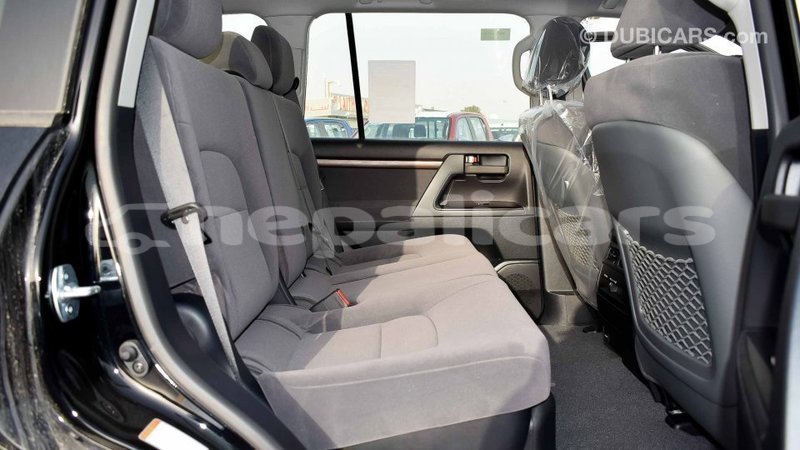 Big with watermark toyota land cruiser bagmati import dubai 1987