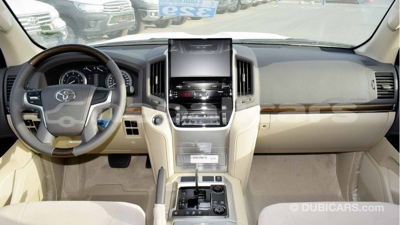 Big with watermark toyota land cruiser bagmati import dubai 1992