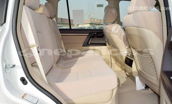 Buy Import Toyota Land Cruiser White Car in Import - Dubai in Bagmati Buy Import Toyota Land Cruiser White Car in Import - Dubai in Bagmati
