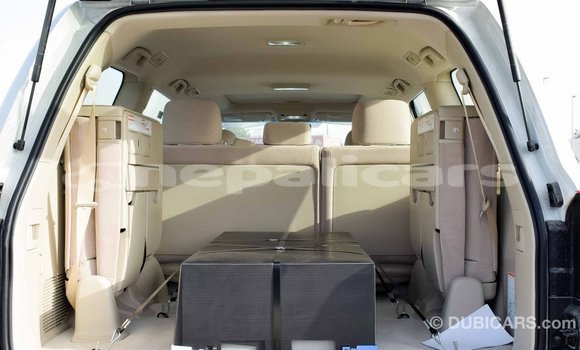 Buy Import Toyota Land Cruiser White Car in Import - Dubai in Bagmati Buy Import Toyota Land Cruiser White Car in Import - Dubai in Bagmati