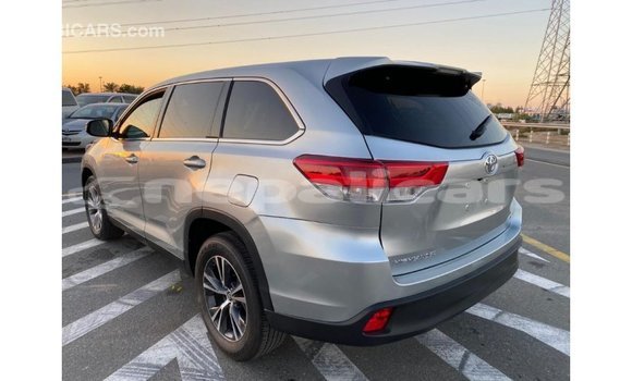 Buy Import Toyota Highlander Other Car in Import - Dubai in Bagmati Buy Import Toyota Highlander Other Car in Import - Dubai in Bagmati