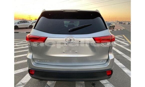 Buy Import Toyota Highlander Other Car in Import - Dubai in Bagmati Buy Import Toyota Highlander Other Car in Import - Dubai in Bagmati