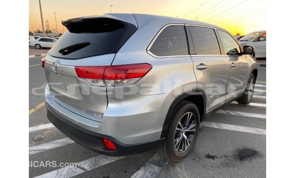 Buy Import Toyota Highlander Other Car in Import - Dubai in Bagmati Buy Import Toyota Highlander Other Car in Import - Dubai in Bagmati