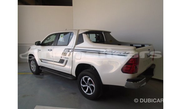 Buy Import Toyota Hilux White Car in Import - Dubai in Bagmati Buy Import Toyota Hilux White Car in Import - Dubai in Bagmati