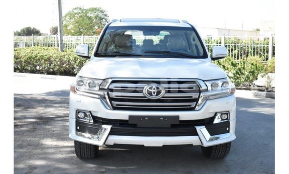 Buy Import Toyota Land Cruiser White Car in Import - Dubai in Bagmati Buy Import Toyota Land Cruiser White Car in Import - Dubai in Bagmati