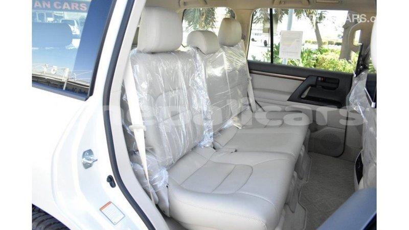 Big with watermark toyota land cruiser bagmati import dubai 2000