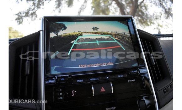 Buy Import Toyota Land Cruiser White Car in Import - Dubai in Bagmati Buy Import Toyota Land Cruiser White Car in Import - Dubai in Bagmati