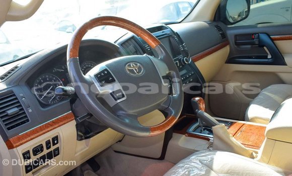 Buy Import Toyota Land Cruiser Other Car in Import - Dubai in Bagmati Buy Import Toyota Land Cruiser Other Car in Import - Dubai in Bagmati