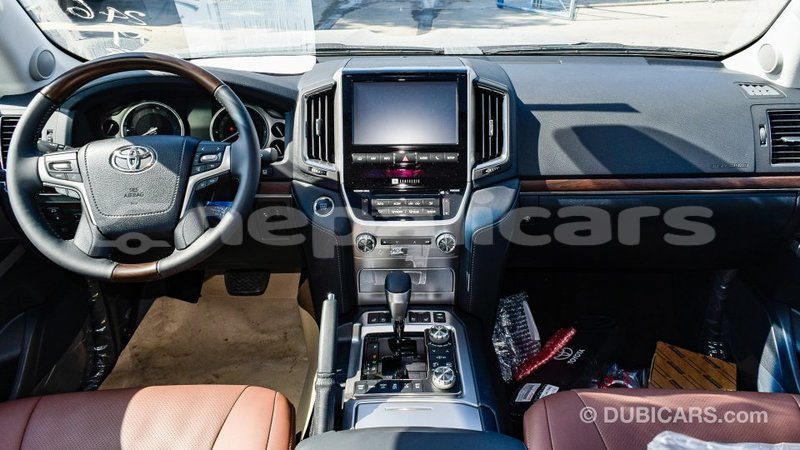 Big with watermark toyota land cruiser bagmati import dubai 2008