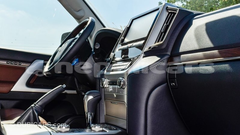 Big with watermark toyota land cruiser bagmati import dubai 2008