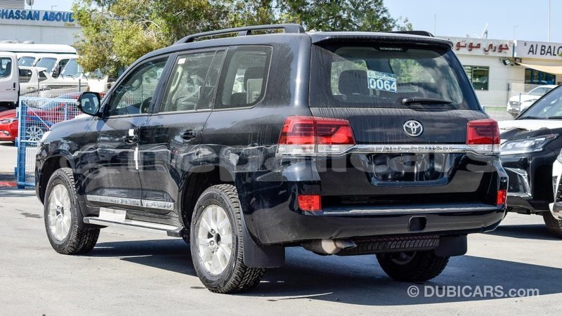 Big with watermark toyota land cruiser bagmati import dubai 2009