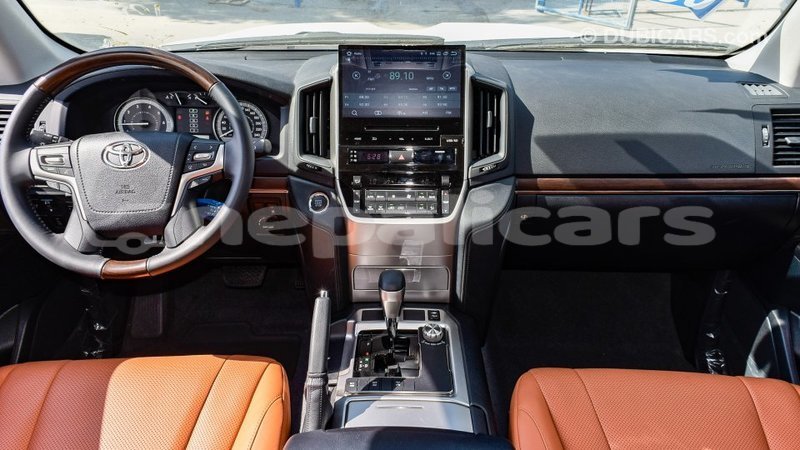 Big with watermark toyota land cruiser bagmati import dubai 2010