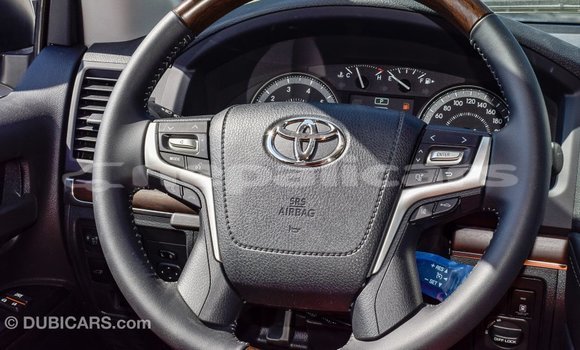 Buy Import Toyota Land Cruiser White Car in Import - Dubai in Bagmati Buy Import Toyota Land Cruiser White Car in Import - Dubai in Bagmati