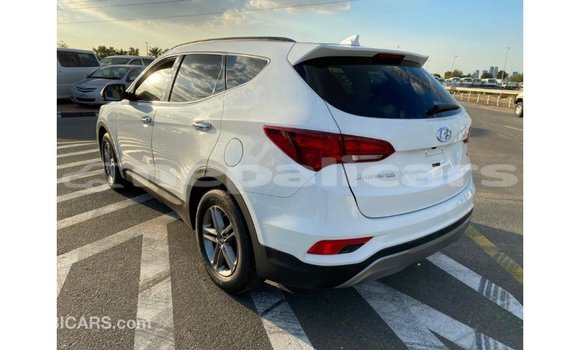 Buy Import Hyundai Santa Fe White Car in Import - Dubai in Bagmati Buy Import Hyundai Santa Fe White Car in Import - Dubai in Bagmati