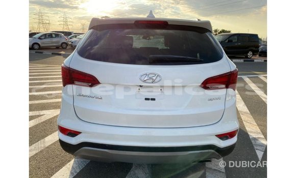 Buy Import Hyundai Santa Fe White Car in Import - Dubai in Bagmati Buy Import Hyundai Santa Fe White Car in Import - Dubai in Bagmati