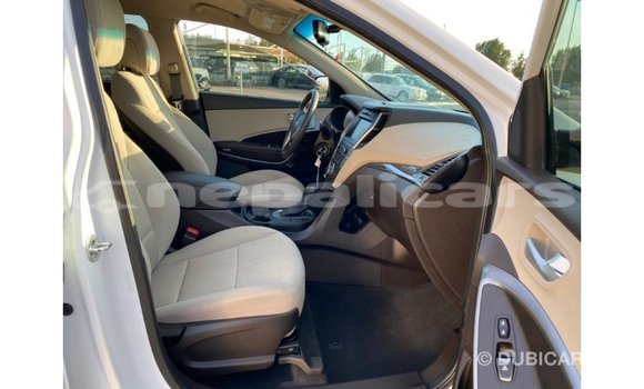 Buy Import Hyundai Santa Fe White Car in Import - Dubai in Bagmati Buy Import Hyundai Santa Fe White Car in Import - Dubai in Bagmati