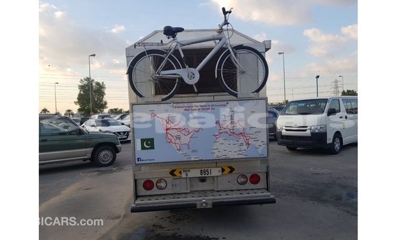 Buy Import Kia Carens White Car in Import - Dubai in Bagmati Buy Import Kia Carens White Car in Import - Dubai in Bagmati