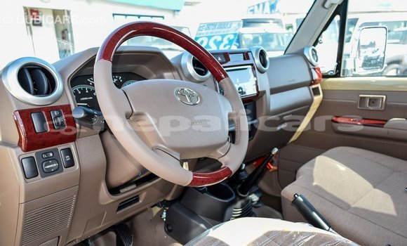 Buy Import Toyota Land Cruiser Beige Car in Import - Dubai in Bagmati Buy Import Toyota Land Cruiser Beige Car in Import - Dubai in Bagmati