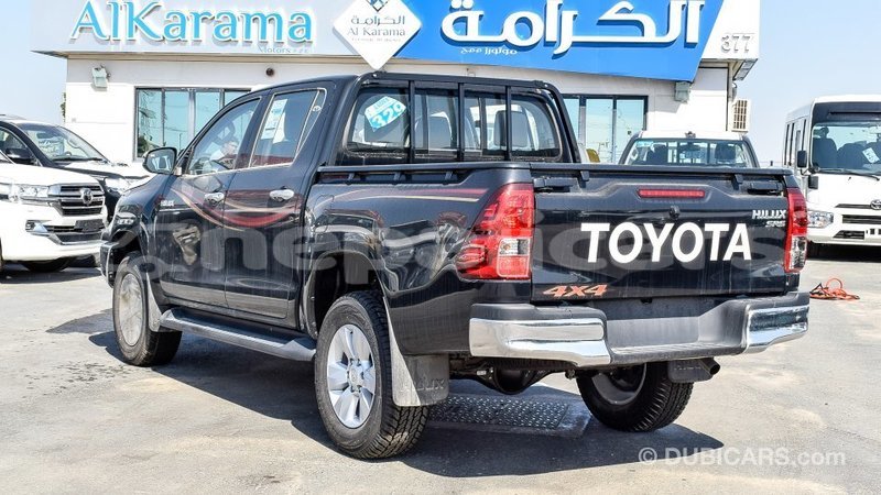 Big with watermark toyota hilux bagmati import dubai 2037