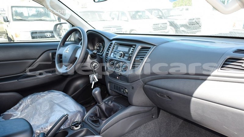 Big with watermark mitsubishi l200 bagmati import dubai 2039