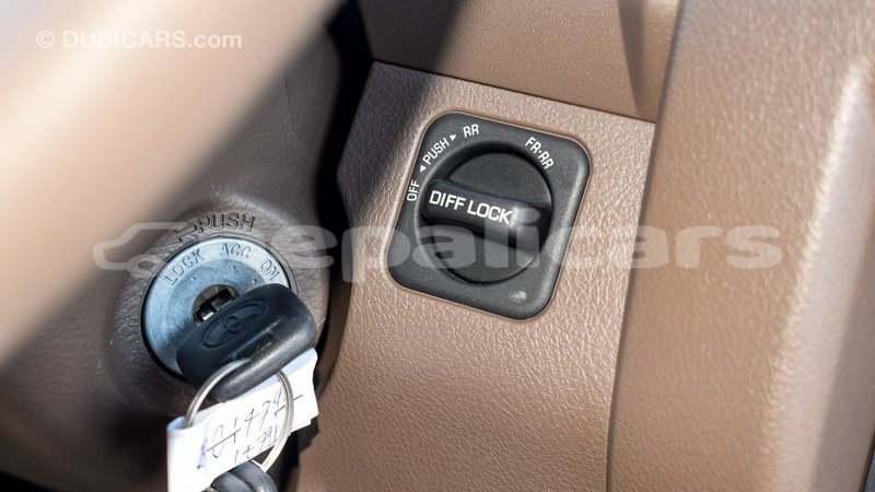 Big with watermark toyota land cruiser bagmati import dubai 2044