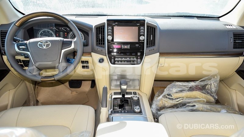 Big with watermark toyota land cruiser bagmati import dubai 2046