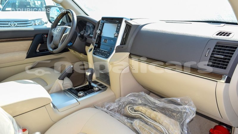 Big with watermark toyota land cruiser bagmati import dubai 2046