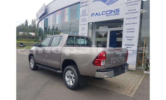 Buy Import Toyota Hilux Other Car in Import - Dubai in Bagmati Buy Import Toyota Hilux Other Car in Import - Dubai in Bagmati