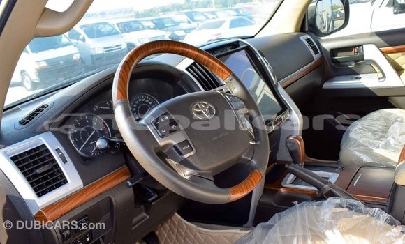 Buy Import Toyota Land Cruiser Other Car in Import - Dubai in Bagmati Buy Import Toyota Land Cruiser Other Car in Import - Dubai in Bagmati