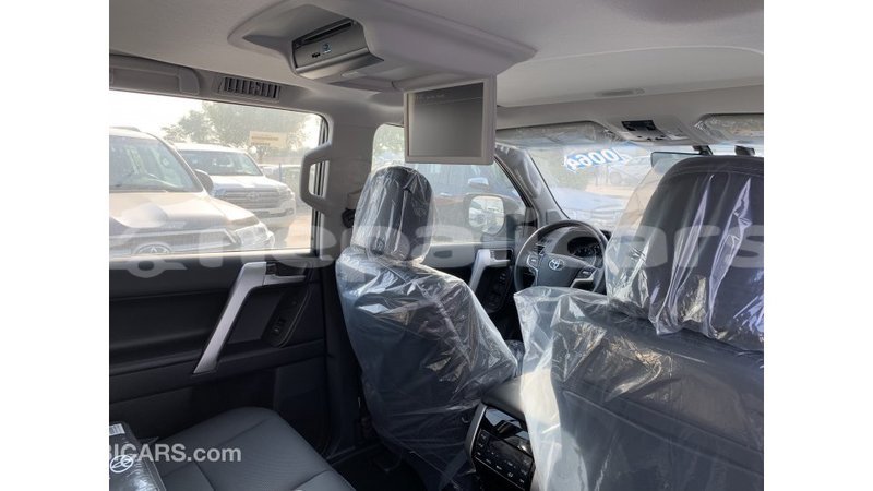 Big with watermark toyota prado bagmati import dubai 2058