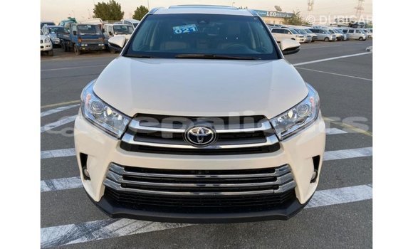 Buy Import Toyota Highlander White Car in Import - Dubai in Bagmati Buy Import Toyota Highlander White Car in Import - Dubai in Bagmati
