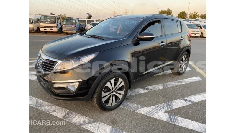 Big with watermark kia sportage bagmati import dubai 2062