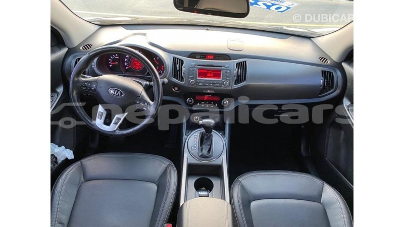 Big with watermark kia sportage bagmati import dubai 2062