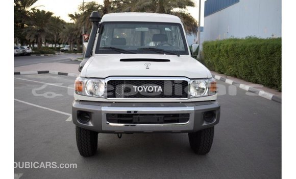 Buy Import Toyota Land Cruiser White Car in Import - Dubai in Bagmati Buy Import Toyota Land Cruiser White Car in Import - Dubai in Bagmati