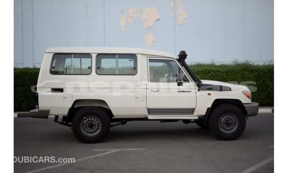 Buy Import Toyota Land Cruiser White Car in Import - Dubai in Bagmati Buy Import Toyota Land Cruiser White Car in Import - Dubai in Bagmati