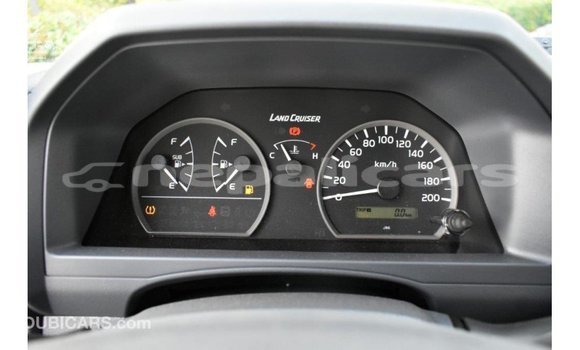 Buy Import Toyota Land Cruiser White Car in Import - Dubai in Bagmati Buy Import Toyota Land Cruiser White Car in Import - Dubai in Bagmati