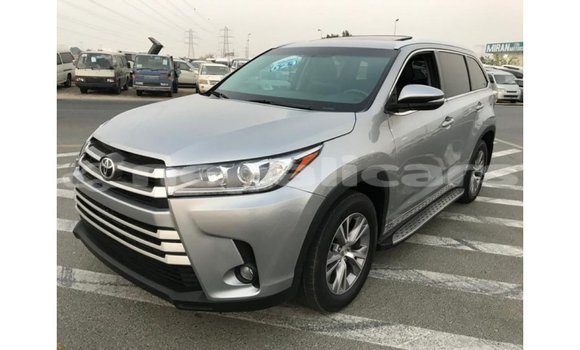 Buy Import Toyota Highlander Other Car in Import - Dubai in Bagmati Buy Import Toyota Highlander Other Car in Import - Dubai in Bagmati