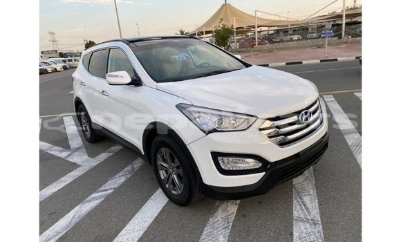 Buy Import Hyundai Santa Fe White Car in Import - Dubai in Bagmati Buy Import Hyundai Santa Fe White Car in Import - Dubai in Bagmati