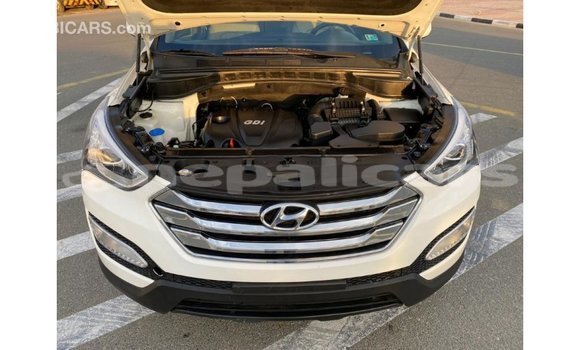 Buy Import Hyundai Santa Fe White Car in Import - Dubai in Bagmati Buy Import Hyundai Santa Fe White Car in Import - Dubai in Bagmati