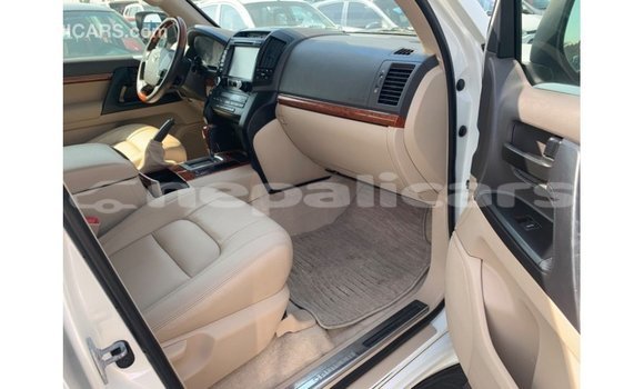 Buy Import Toyota Land Cruiser White Car in Import - Dubai in Bagmati Buy Import Toyota Land Cruiser White Car in Import - Dubai in Bagmati