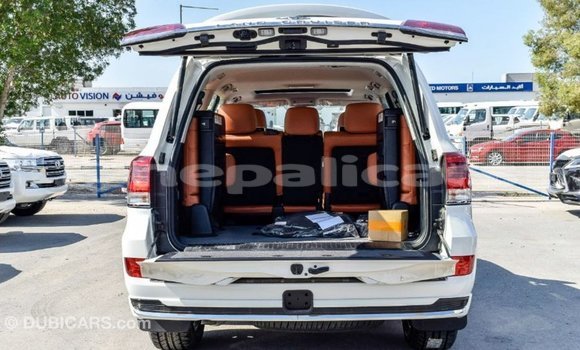 Buy Import Toyota Land Cruiser White Car in Import - Dubai in Bagmati Buy Import Toyota Land Cruiser White Car in Import - Dubai in Bagmati