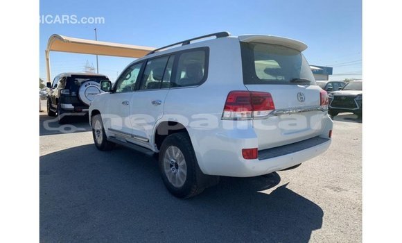 Buy Import Toyota Land Cruiser White Car in Import - Dubai in Bagmati Buy Import Toyota Land Cruiser White Car in Import - Dubai in Bagmati