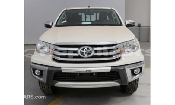 Buy Import Toyota Hilux White Car in Import - Dubai in Bagmati Buy Import Toyota Hilux White Car in Import - Dubai in Bagmati