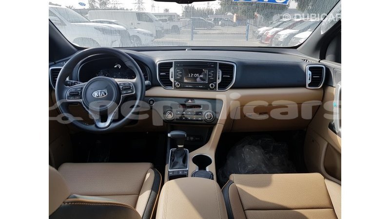 Big with watermark kia sportage bagmati import dubai 2147