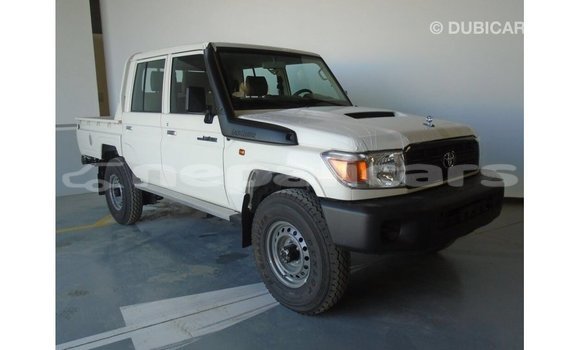 Buy Import Toyota Land Cruiser White Car in Import - Dubai in Bagmati Buy Import Toyota Land Cruiser White Car in Import - Dubai in Bagmati