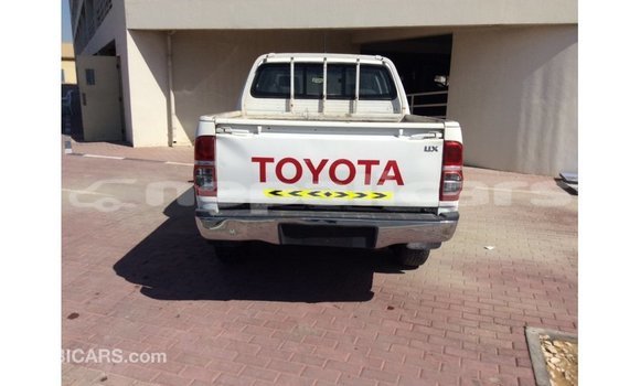 Buy Import Toyota Hilux White Car in Import - Dubai in Bagmati Buy Import Toyota Hilux White Car in Import - Dubai in Bagmati
