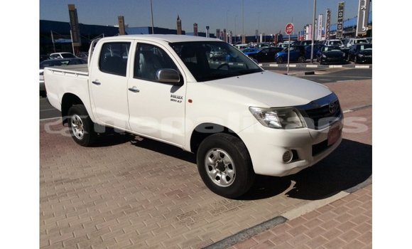 Buy Import Toyota Hilux White Car in Import - Dubai in Bagmati Buy Import Toyota Hilux White Car in Import - Dubai in Bagmati